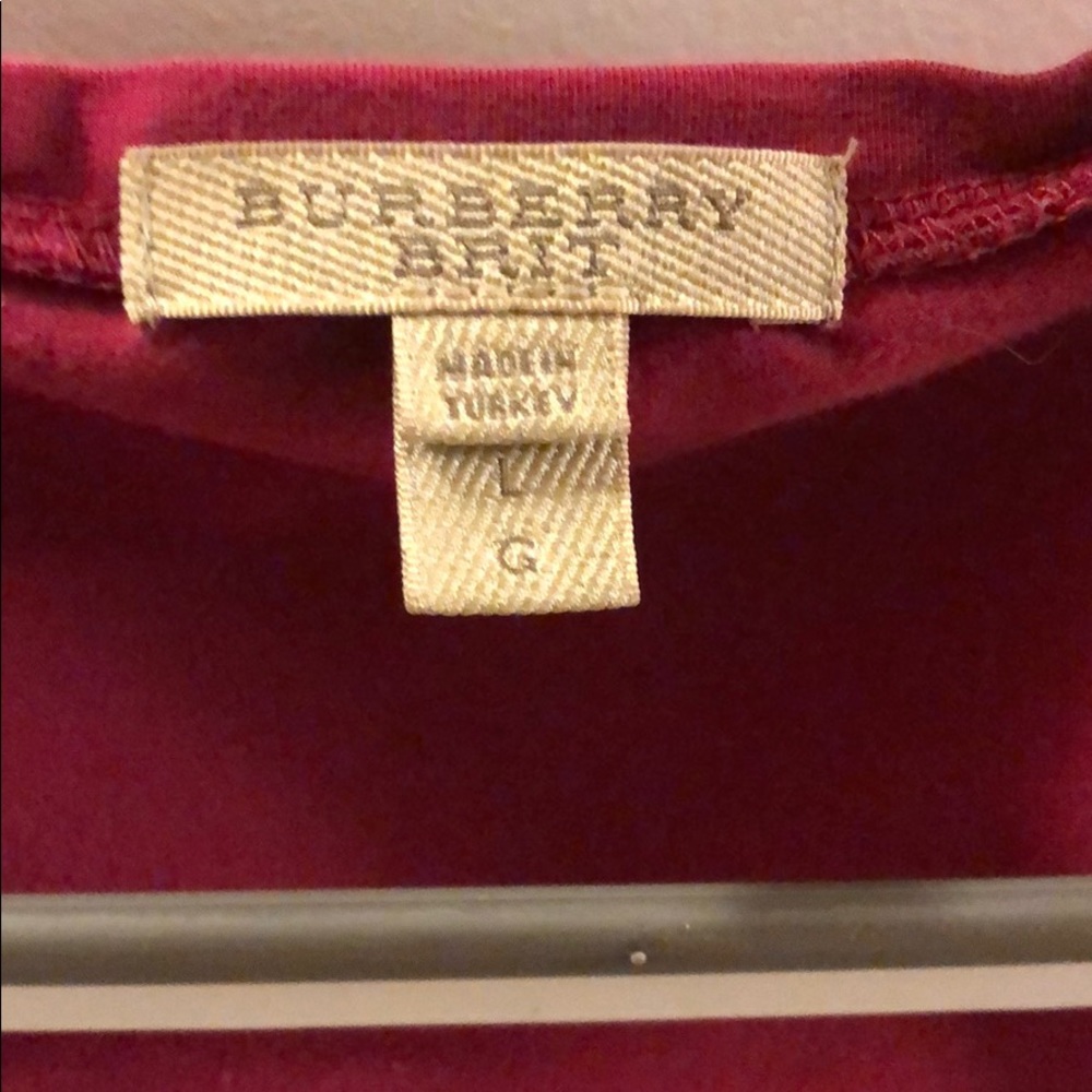 Women’s Burberry 3/4 sleeve length shirt